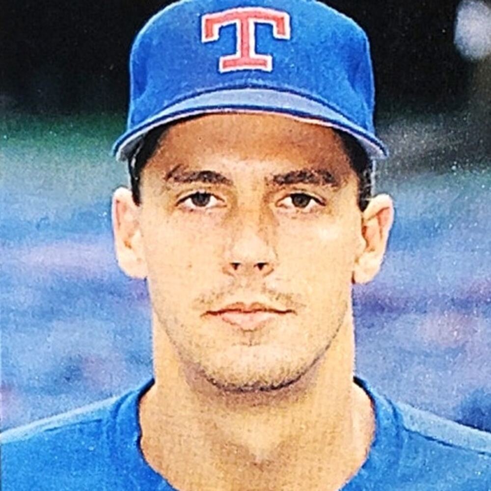 1992 Score Kevin Brown #709 Texas Rangers Pitcher Baseball Card NM